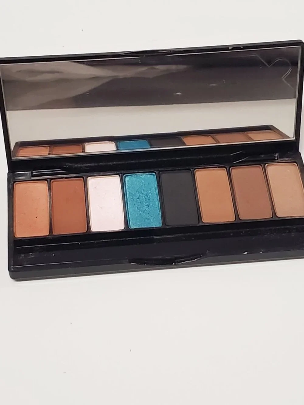 Makeup Forever brand make